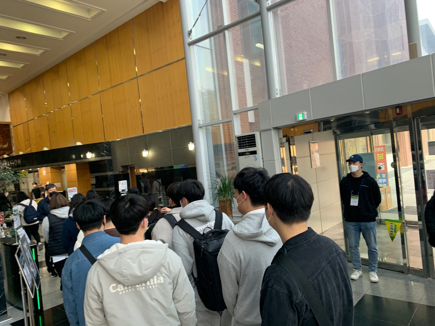 2022년 신입생 창파도서관 투어